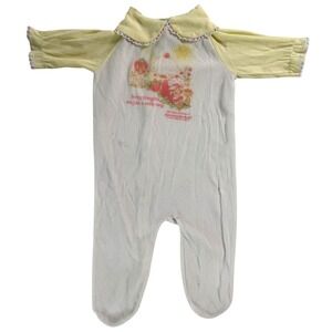 Vintage 1980 Strawberry Shortcake Baby Sleeper Lullaby Land AGC USA Footed 0-3M